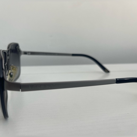 Versace Accessories Versace Mens Vintage Sunglasses Ve 214 Matte Black Wgray Gradient Lenses